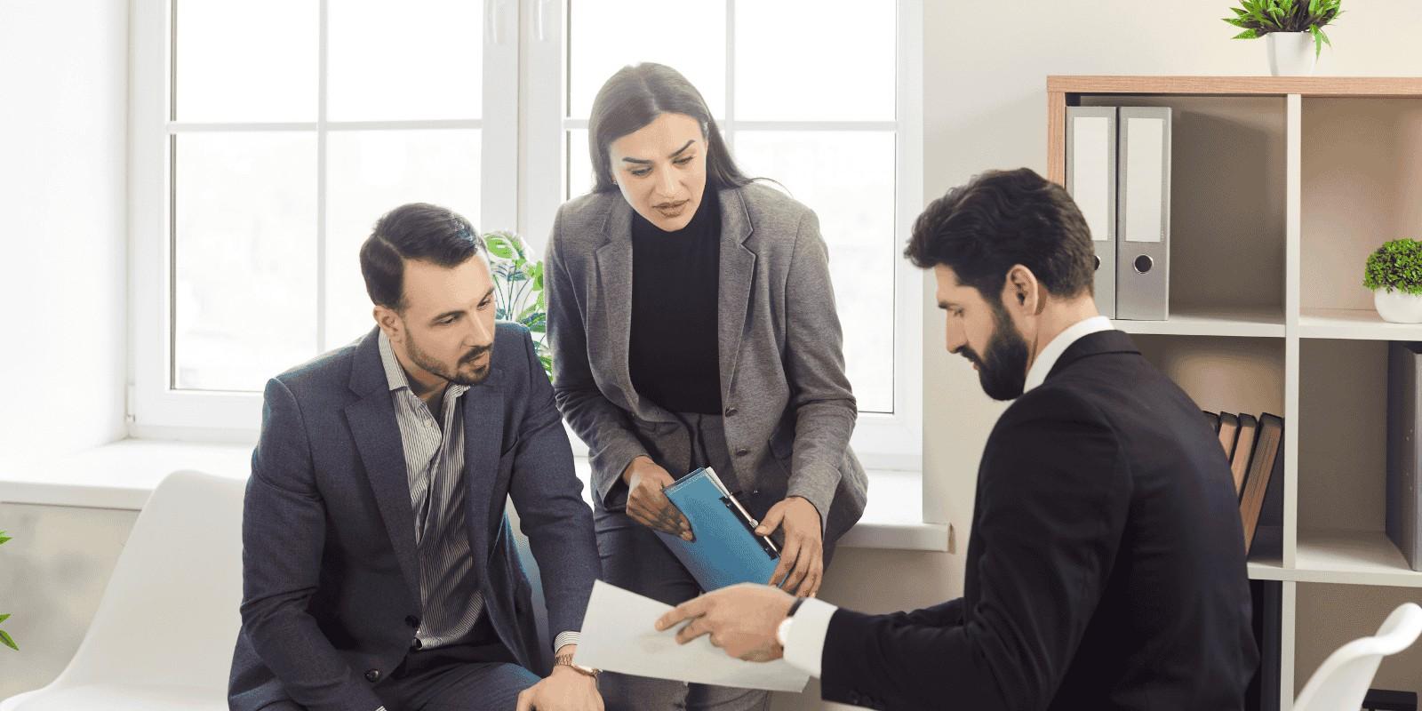 El rol del abogado inmobiliario en tu proceso de inversión segura